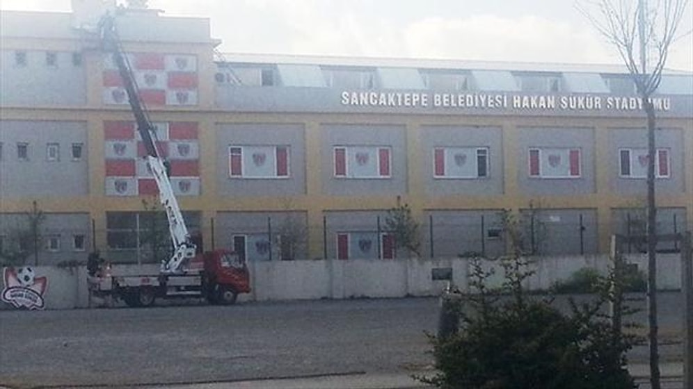Stadyumdan Adı Sökülen Hakan Şükür'den İlk Tepki