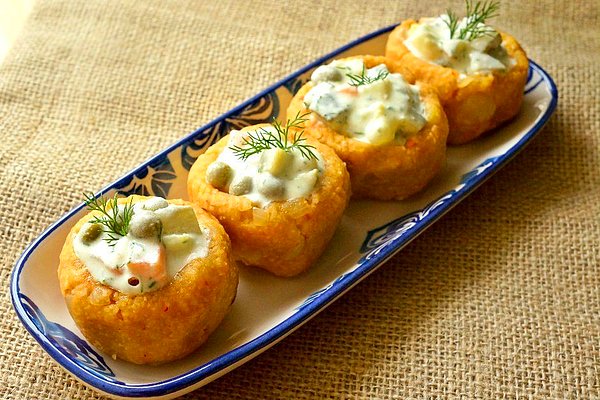 2. Değişik salata tarifleri denilince akla hemen bu lezzet gelecek!