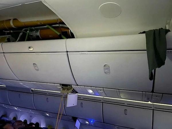 Türbülans nedeniyle bazı koltukların yerlerinden söküldüğü ve uçağın tavanında hasar olduğu görüldü.
