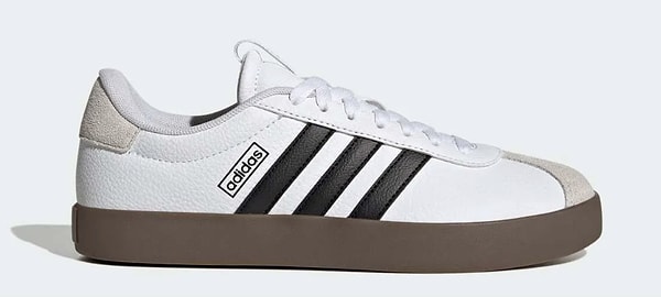 10. Trendyol indirim günlerine bugün adidas marka ayakkabılar da var!